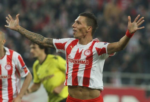 «Έχει γίνει επαφή με Σάντος», επιβεβαιώνει ο Χολέμπας στο «Kicker»