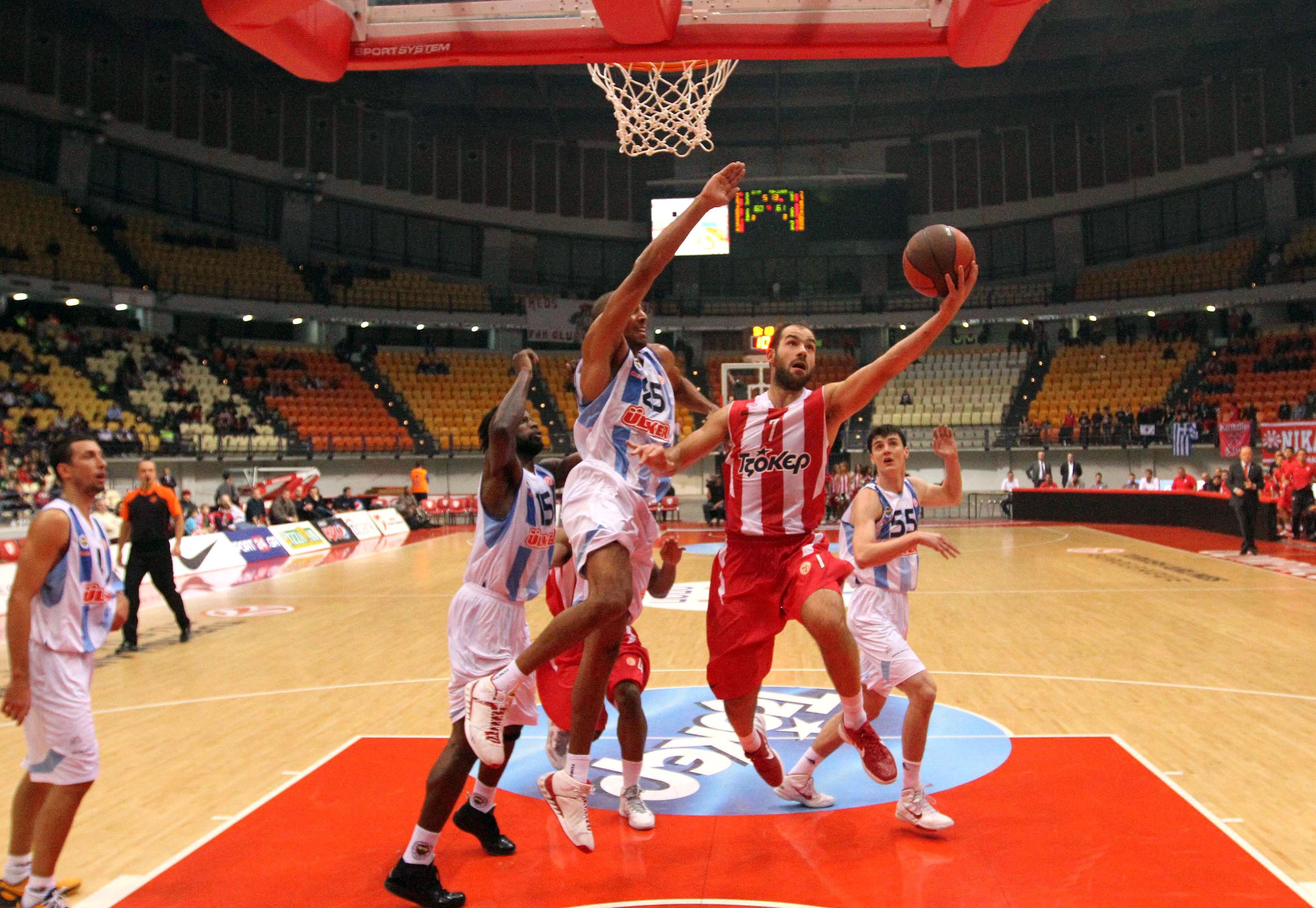 Ο Ολυμπιακός στην Ιταλία, την Πέμπτη η «σύγκρουση» ΠΑΟ-ΤΣΣΚΑ