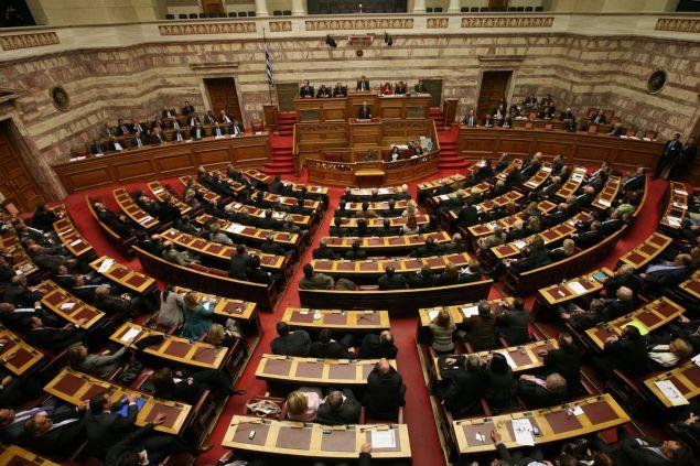 Υπερψηφίστηκε από ΠΑΣΟΚ, ΝΔ, ΛΑΟΣ ο προϋπολογισμός της Βουλής
