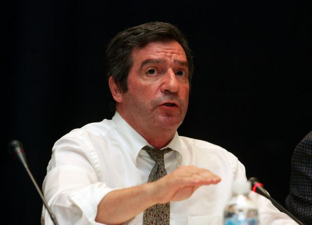 Ένταση στο Δημοτικό Συμβούλιο της Αθήνας για τις συγχωνεύσεις οργανισμών