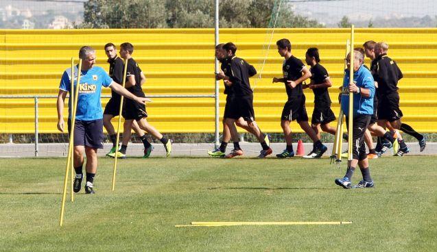 «Ξεχάστε την Λοκομοτίβ» είπε ο Κωστένογλου στους παίκτες του