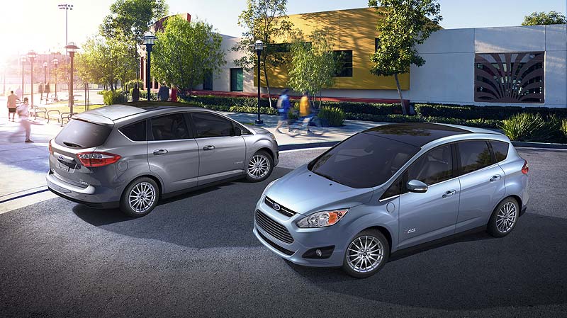 Δύο υβριδικές εκδόσεις του Ford C-MAX στο Detroit