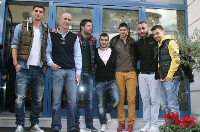 Επίσκεψη των παικτών της Εθνικής στη «Φλόγα»