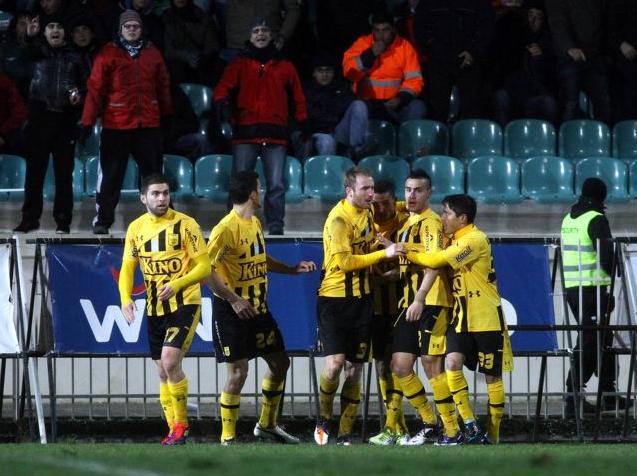 Με συμμάχους καιρό και τύχη, ο Αρης απέκλεισε τον Πανθρακικό