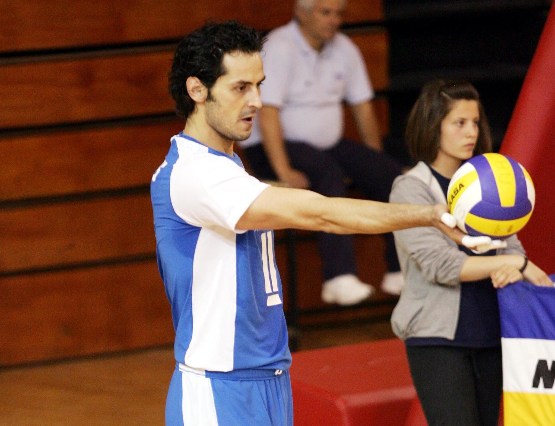 Η ΕΟΠΕ μείωσε την ποινή του Ρουμελιώτη από δύο χρόνια σε ένα