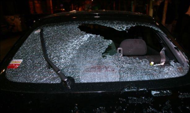 Μολότοφ κατά γραφείων συνδέσμου του Παναθηναϊκού