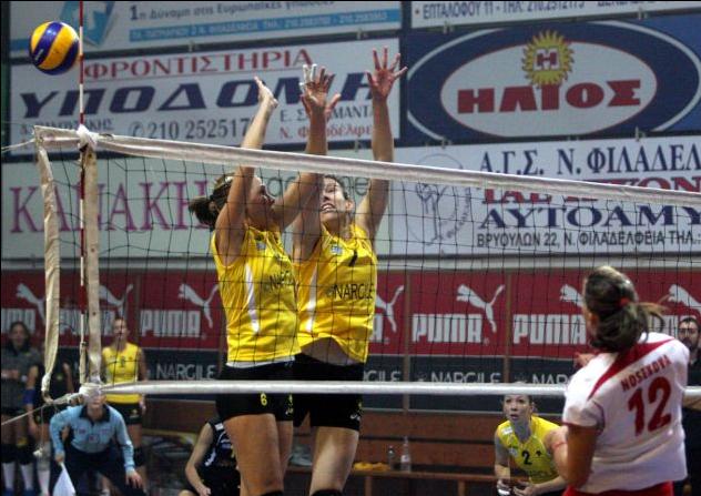 Η ΑΕΚ οδήγησε τον Ολυμπιακό στη δεύτερη σερί ήττα του