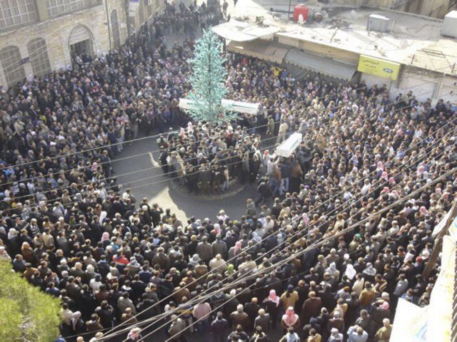 Στη Συρία οι παρατηρητές του Αραβικού Συνδέσμου ενώ συνεχίζεται η αιματοχυσία