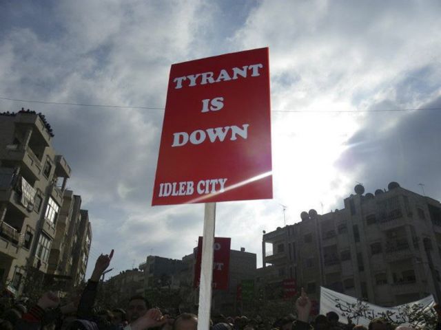 Να αποσυρθούν οι ελεύθεροι σκοπευτές ζητούν οι παρατηρητές στη Συρία