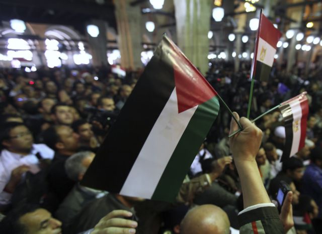 Να αποδεχτούν την ήττα τους κάλεσαν τους αντιπάλους τους οι Αδελφοί Μουσουλμάνοι