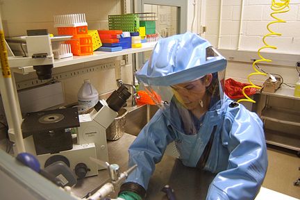 Φονική γρίπη εργαστηρίου θέτει σε επαγρύπνηση τη διεθνή κοινότητα