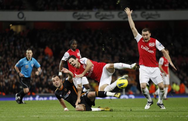 Αναρριχάται η Τότεναμ, η Γουλβς κράτησε την Άρσεναλ στο «Χ»