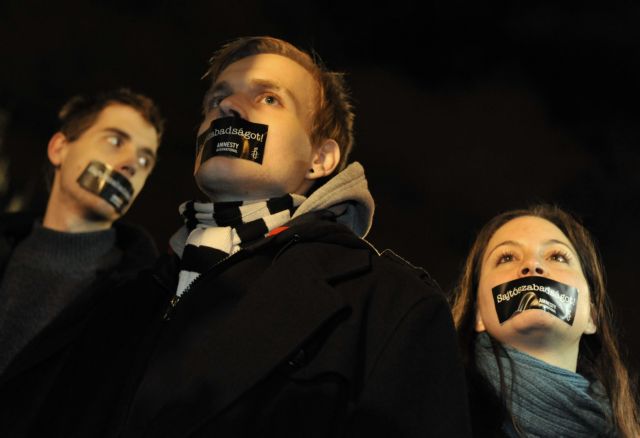 Δικαστικός κόλαφος για τον ουγγρικό νόμο για τα ΜΜΕ