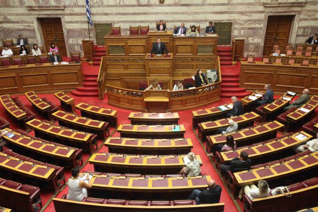 Νομοθετική πρωτοβουλία για άνοιγμα των λογαριασμών στην Ελβετία, ζητά ο Γ.Αμοιρίδης