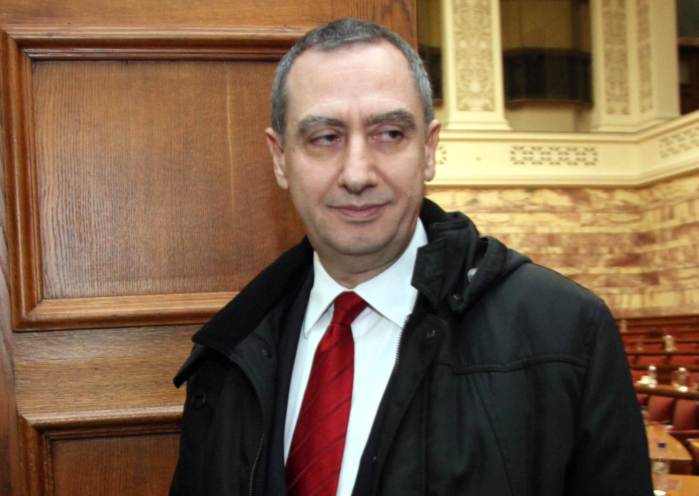 Ο ένας μετά τον άλλο οι υπουργοί του ΠΑΣΟΚ ομολογούν την καταστροφική πολιτική τους, λέει η ΝΔ