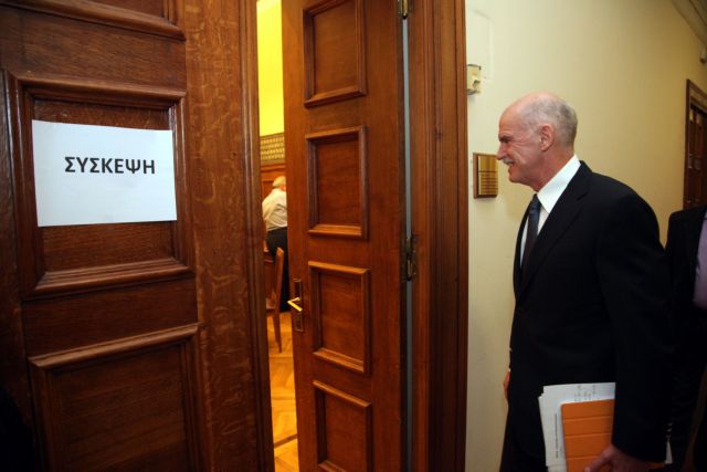 Η ΝΔ συμπεριφέρεται ως συμπολιτευόμενη αντιπολίτευση, εκτιμούν στο ΠΑΣΟΚ