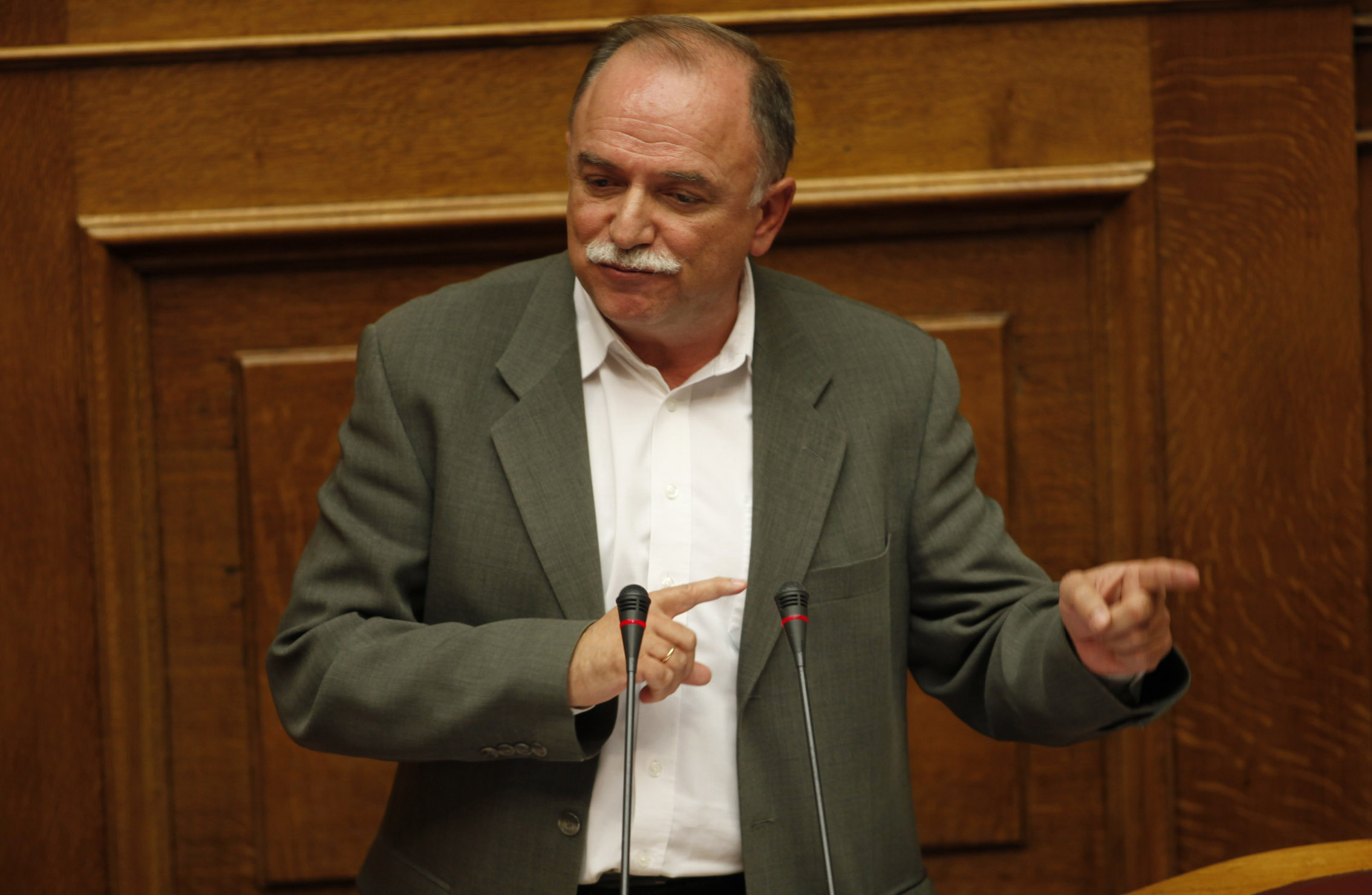 Στη Βουλή φέρνει ο ΣΥΡΙΖΑ τη μη κύρωση της συμφωνίας με την Ελβετία για τις καταθέσεις