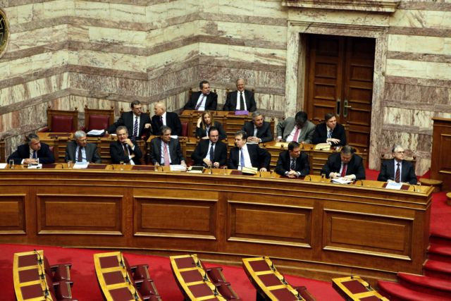 Εκλογές μετά το Φεβρουάριο, εκτιμούν στην κυβέρνηση