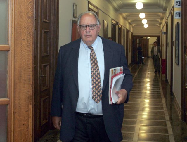 Κόκκινες κάρτες για τις συγχωνεύσεις οργανισμών έβγαλε ο Θ.Πάγκαλος