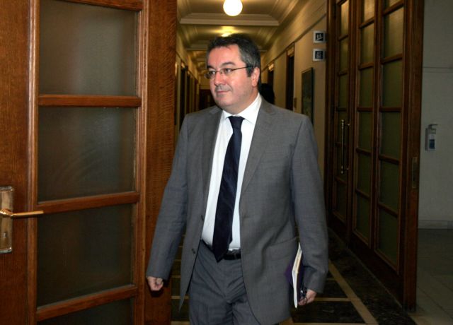 Εκλογές μετά τον Σεπτέμβριο προτείνει ο Ηλίας Μόσιαλος