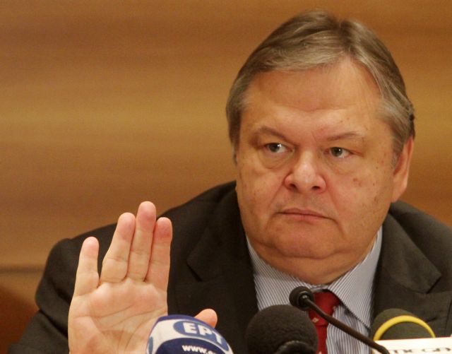 Αποστάσεις Βενιζέλου από τη συζήτηση για τη διαδοχή στο ΠΑΣΟΚ