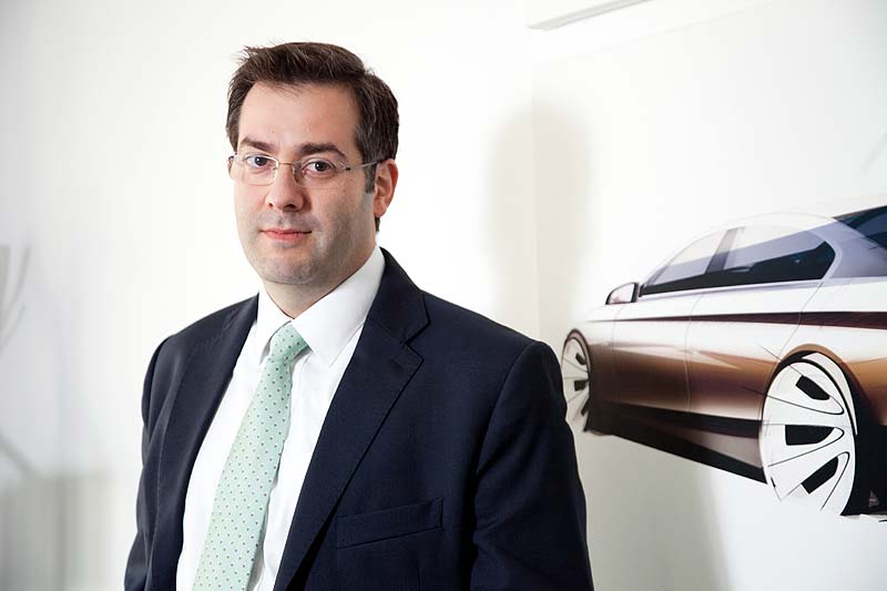 Ο Άρις Καζαμίας μας «ξεναγεί» στον πετρελαιοκίνητo κόσμο της BMW