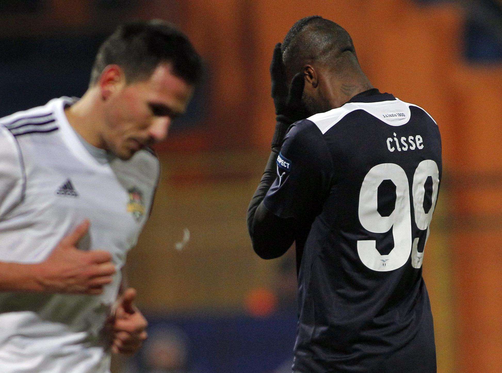 Η Λάτσιο στηρίζει τον… άστοχο και πεσμένο ψυχολογικά Σισέ