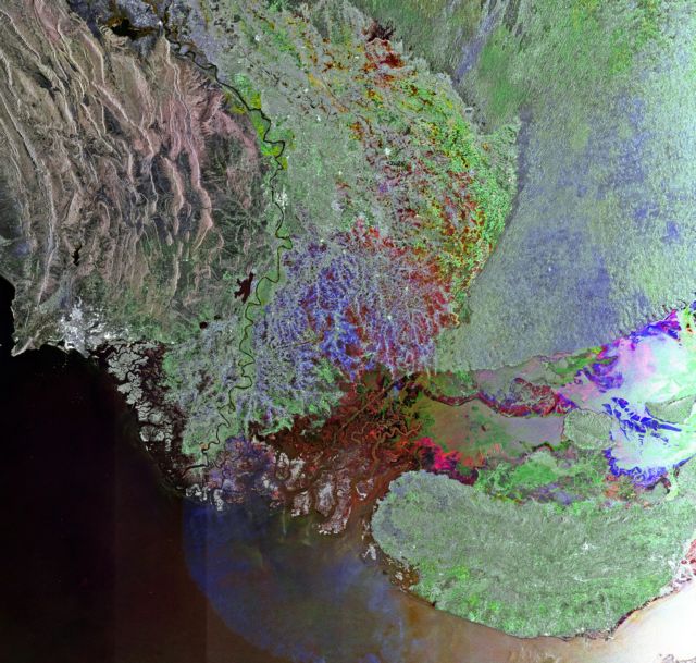 Ξενάγηση με δορυφόρο στον Ινδό ποταμό του Πακιστάν