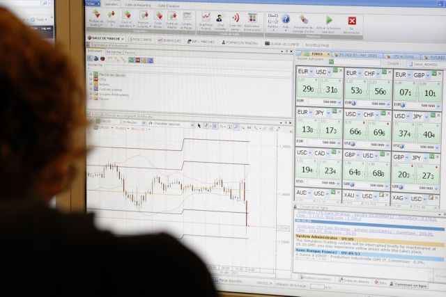 Θετικό κλίμα στις αγορές -πλην Ελλάδας- μετά τις ευρωαποφάσεις για την κρίση