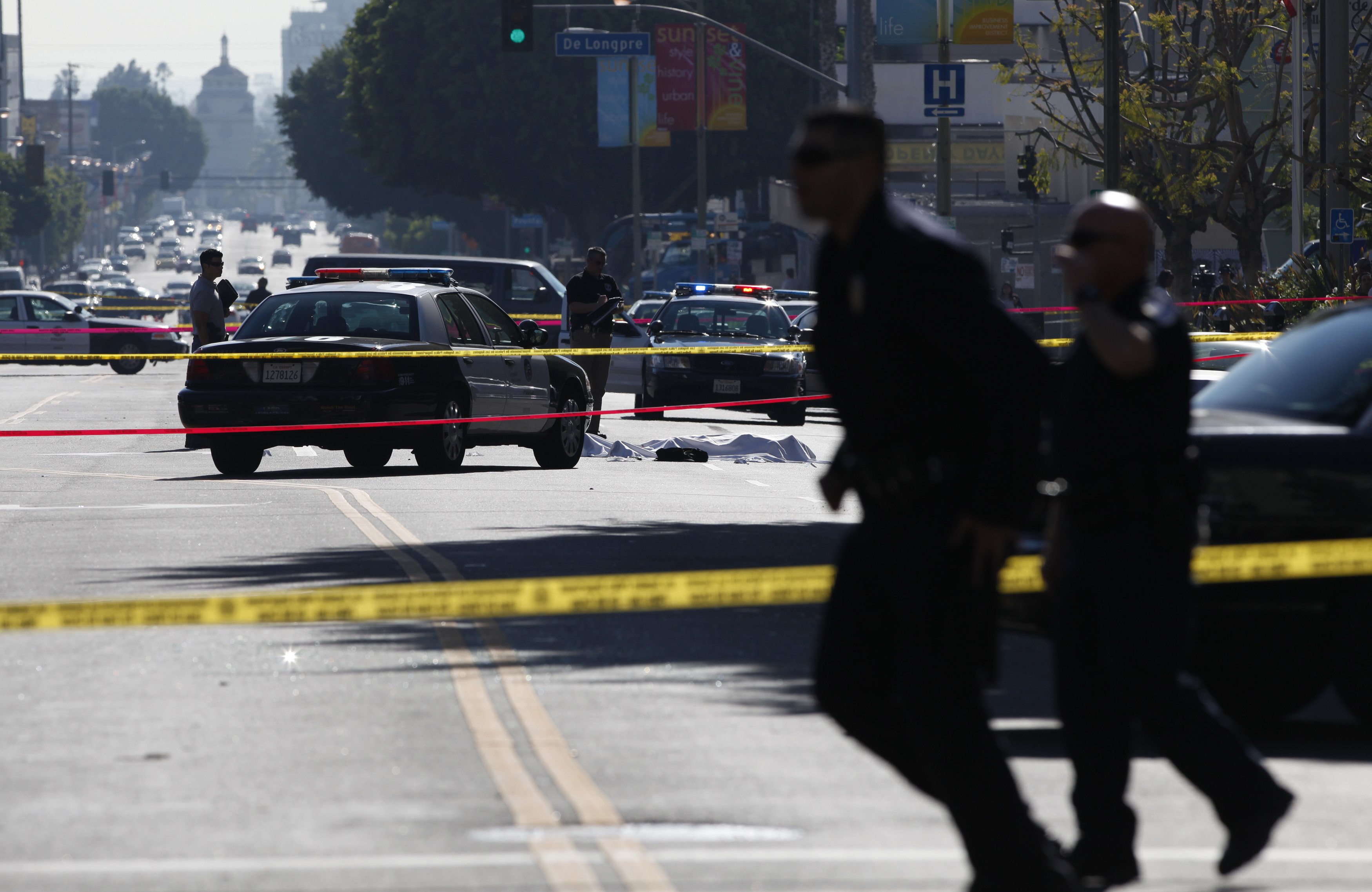 Νεκρός από πυρά αστυνομικού ένοπλος στην καρδιά του Χόλιγουντ