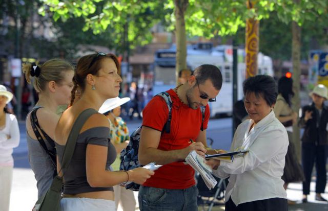 Αυξημένο το ενδιαφέρον των Ελλήνων για μετανάστευση στην Αυστραλία
