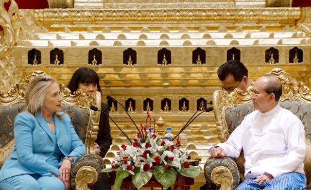 «Νέο κεφάλαιο» στις σχέσεις με τις ΗΠΑ χαρακτηρίζει η Μιανμάρ την επίσκεψη Κλίντον