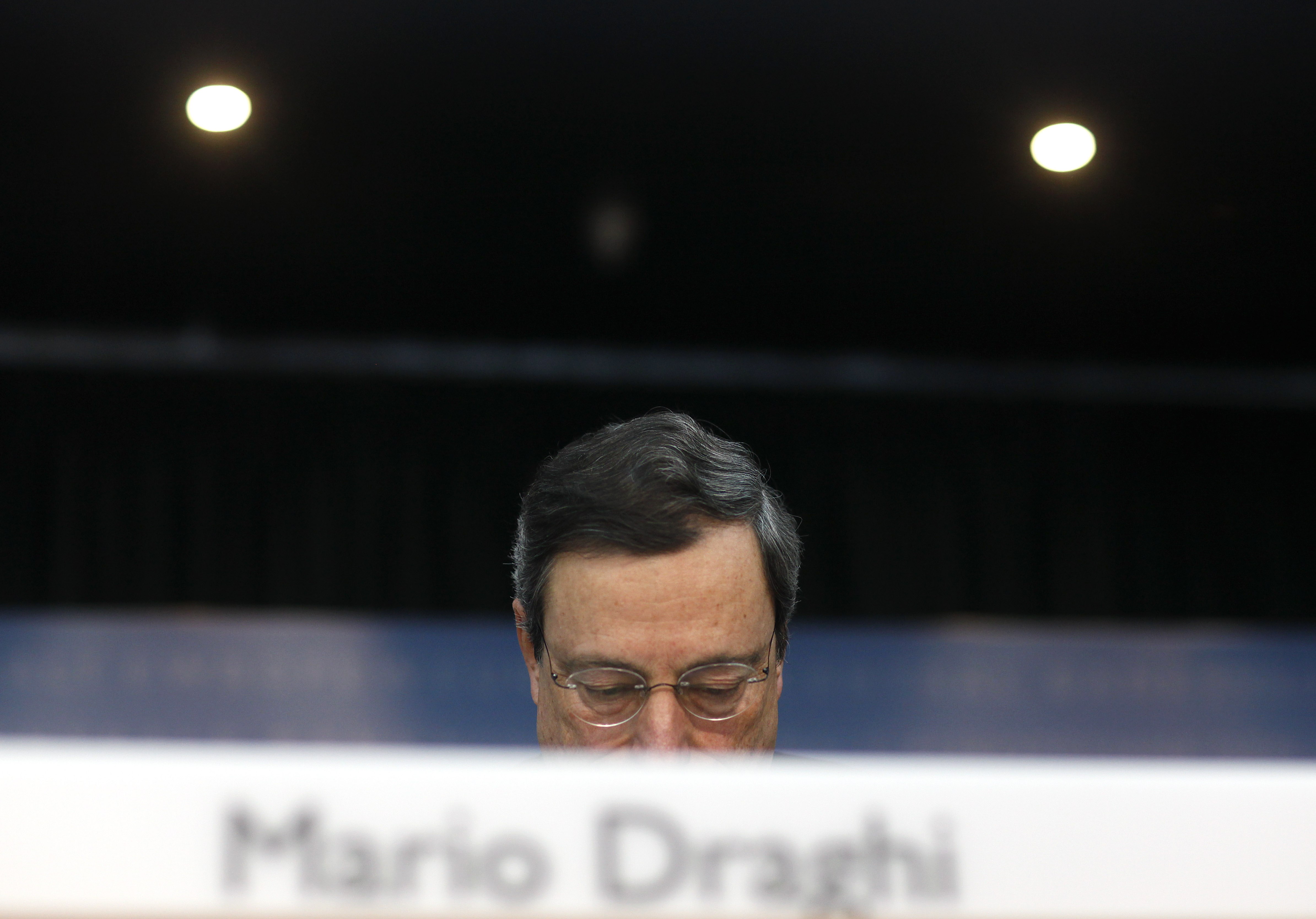 Η αγορά ομολόγων από την ΕΚΤ δεν μπορεί να συνεχισθεί επ' άπειρον, λέει ο Μάριο Ντράγκι