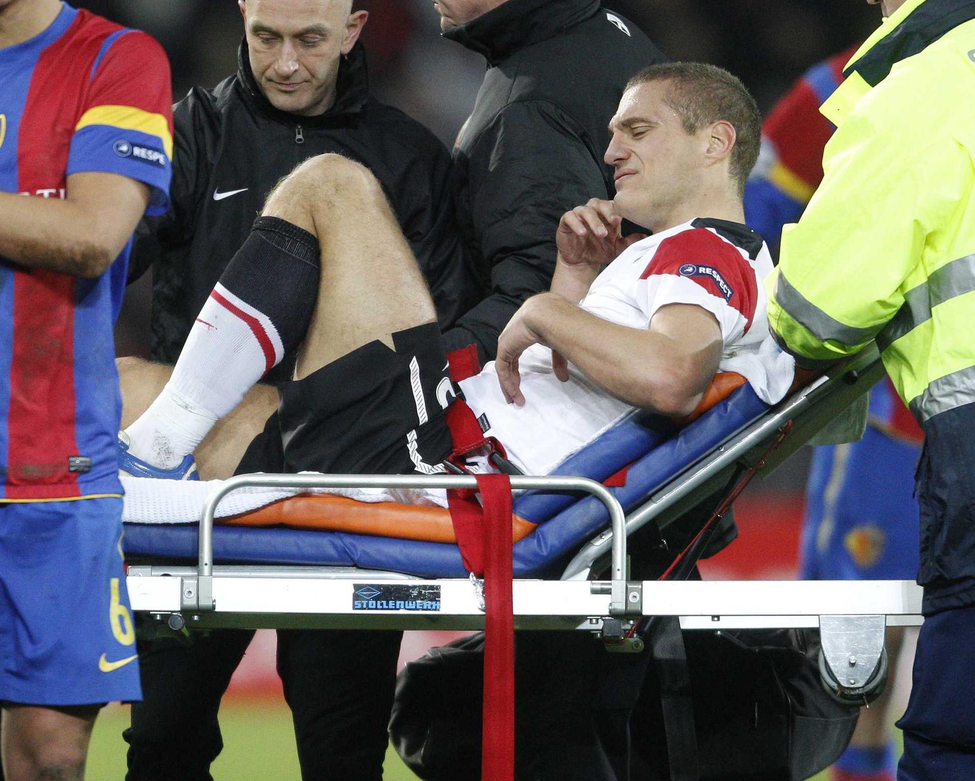 Καταστροφή για Βίντιτς που θα μείνει εκτός γηπέδων όλο το 2012