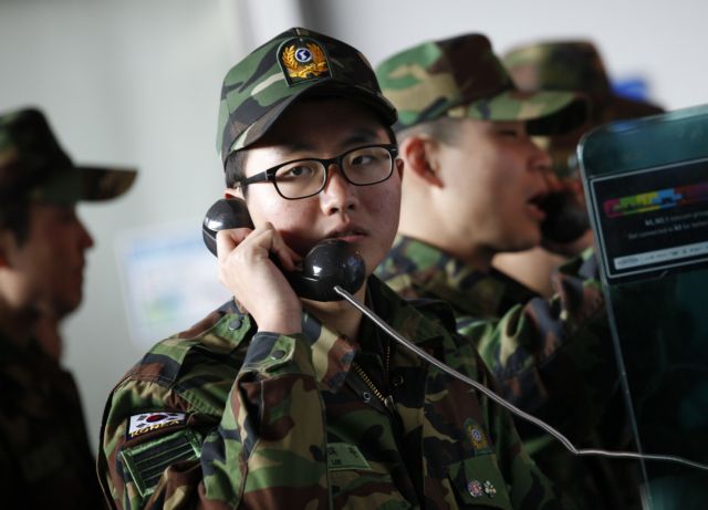 «Ψυχραιμία» συνιστούν χώρες της Ομάδας των Έξι μετά τον θάνατο του Κιμ Γιονγκ-Ιλ