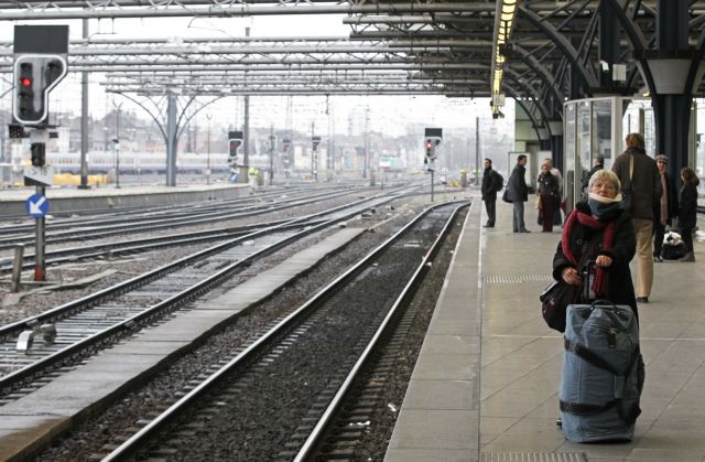 Παραλύει ξανά το σιδηροδρομικό δίκτυο του Βελγίου, λόγω κινητοποιήσεων