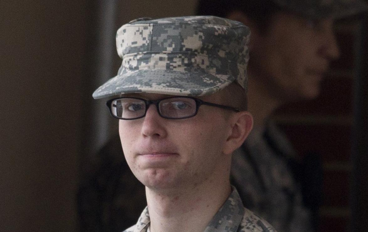 Για την παραπομπή του Μάνινγκ σε στρατοδικείο αποφασίζει το δικαστήριο