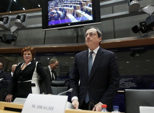 «Μη αναστρέψιμο» το ευρώ, λέει ο Ντράγκι, προβλέποντας σταδιακή ανάκαμψη το 2012