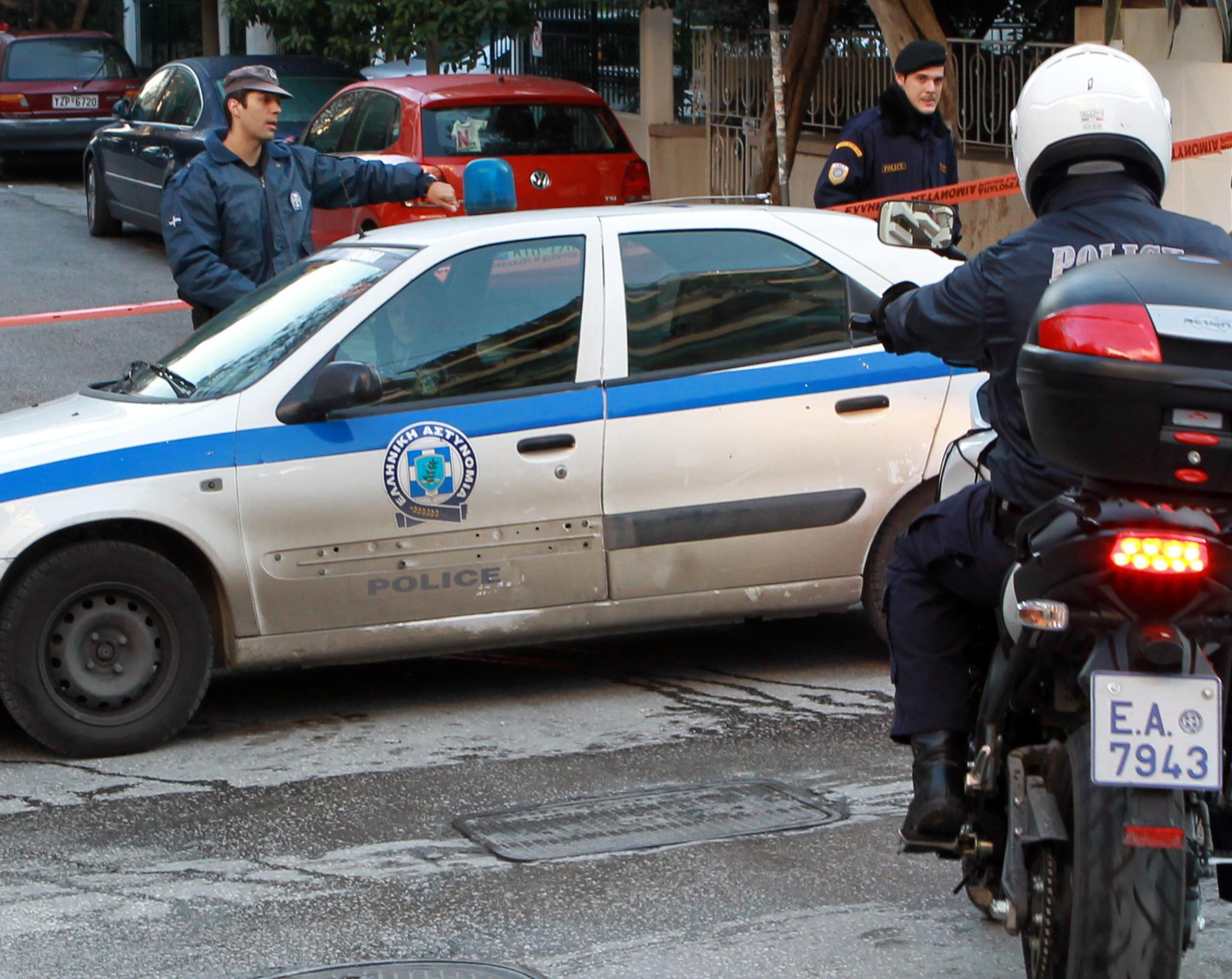 Συμπλοκή με θύμα έναν 27χρονο αλλοδαπό στα Σπάτα