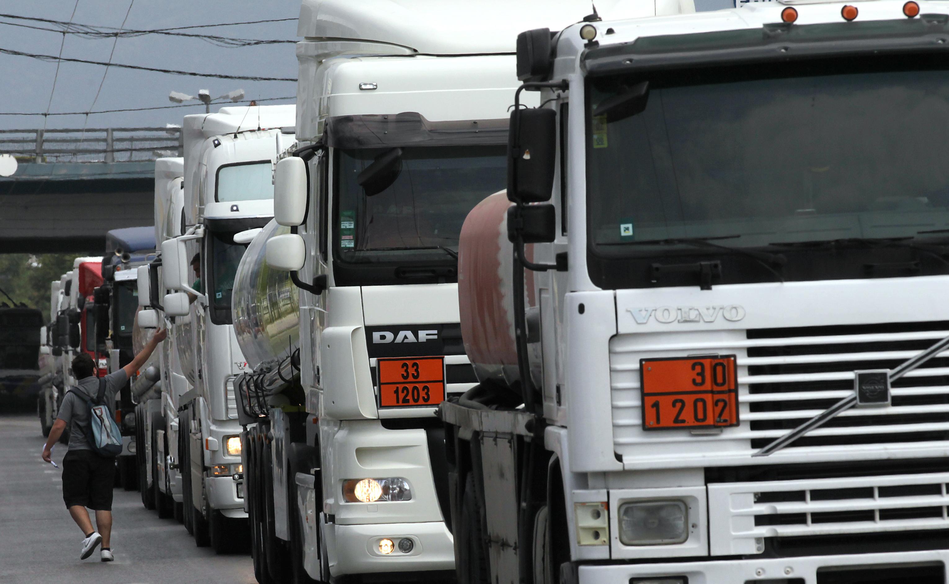 Από την 1η Ιανουαρίου η πλήρης απελευθέρωση φορτηγών και βυτιοφόρων