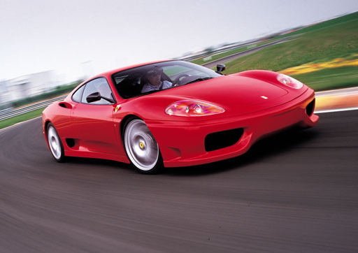 Οδηγήστε μια Ferrari!
