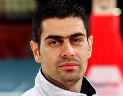 Ο Δημήτρης Καζάζης ανέλαβε τον Παναθηναϊκό