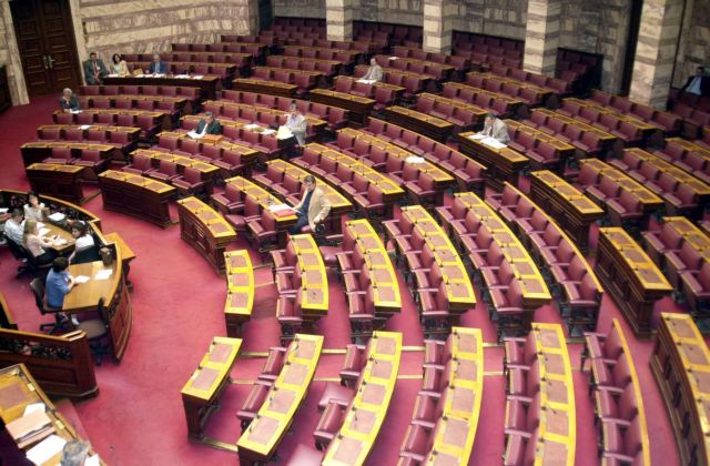 Τροπολογία για εξαίρεση των δημόσιων ΜΜΕ από το καθεστώς των ΔΕΚΟ