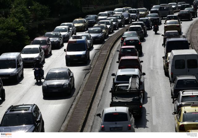 Αυξημένα μέτρα της τροχαίας για την εορταστική περίοδο