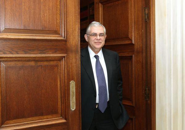 «Ραντεβού» Παπαδήμου με τους πολιτικούς αρχηγούς για τη θητεία της κυβέρνησης