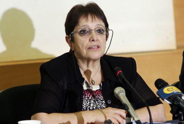 Συγκυβέρνηση για ακόμα χειρότερα Μνημόνια, βλέπει η Αλέκα Παπαρήγα