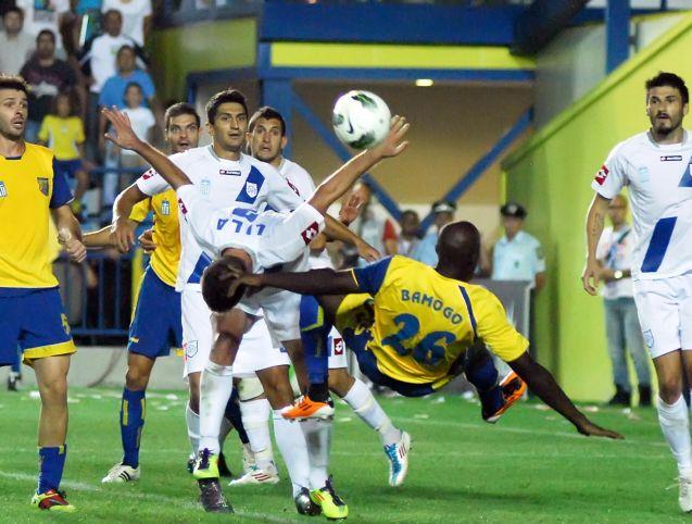 Τέλος ο Μπαμόγκο από τον Παναιτωλικό, ανακοίνωση κατά της διαιτησίας