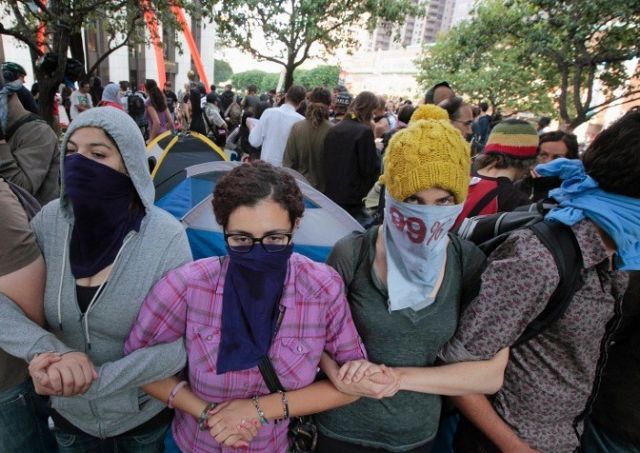 Σάρα Μέισον: Η 25χρονη που έγινε το «πρόσωπο του διαδηλωτή» στο περιοδικό Time