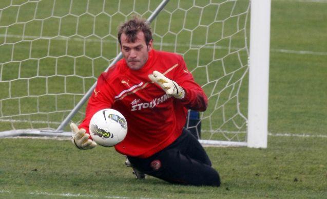 «Αποκαλύπτεται» την Τρίτη στα ΜΜΕ ο Ρόι Κάρολ