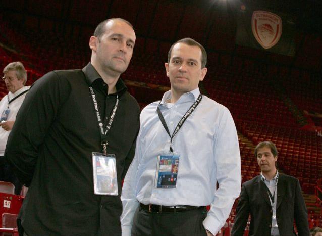 Απάντηση Αγγελόπουλων στην κριτική του Θάνου Μικρούτσικου